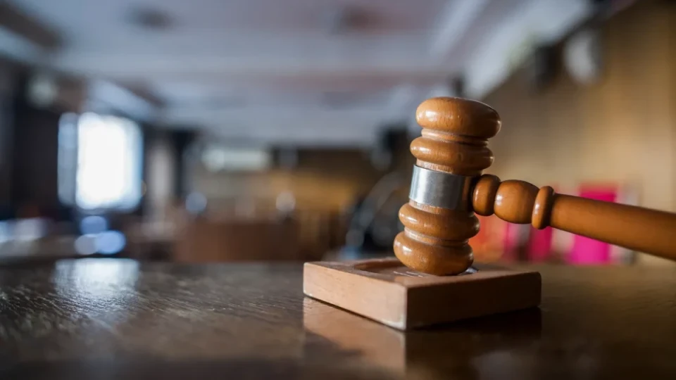 Предлагат признаването на собственост върху имота при недостатъчно документи да става чрез разпит на трима свидетели Предлагат признаването на собственост върху имота при недостатъчно документи да става чрез разпит на трима свидетели