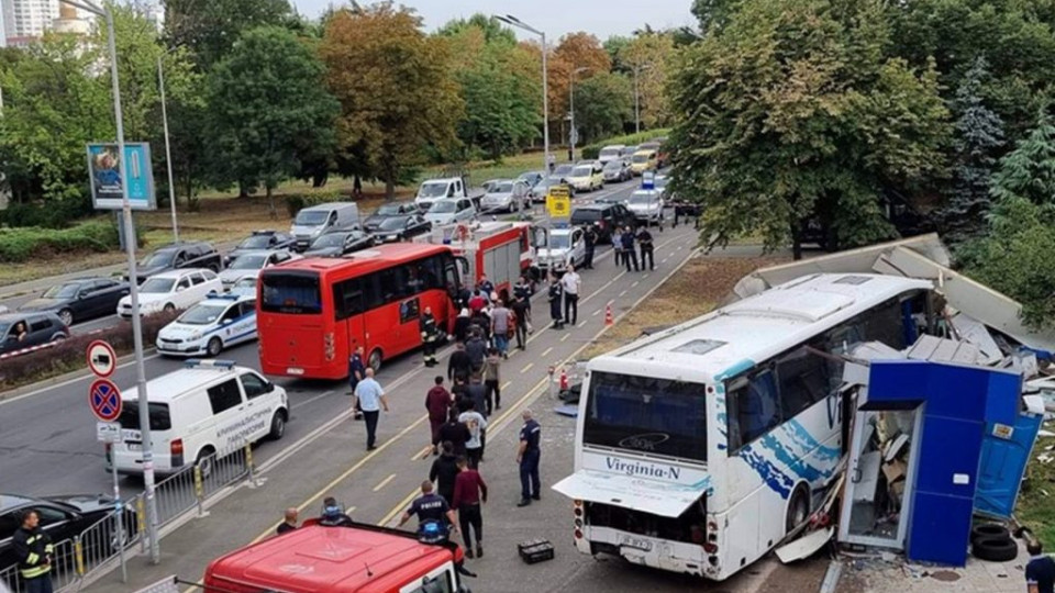 Липсват последните секунди от видеорегистратора на убитите полицаи в Бургас