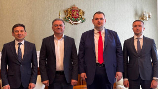 Делян Пеевски, лидер на ДПС и ПГ на ДПС - НОВО НАЧАЛО прие кмета на Борино