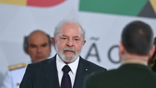 Президентът на Бразилия: Европа и Япония отново се въоръжават, това е лудост!