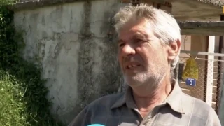 "За какво да ги вземам": Безработен мъж, загубил близките си, намери и върна чанта с над 20 000 лева