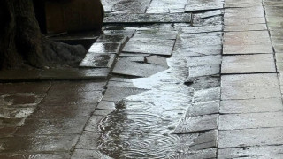 Така изглежда ремонтираният тротоар на Опълченска
