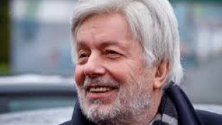 Легендарният бивш шеф на БФС Валентин Михов с шокираща изповед: Мутра ме пребиваше години наред!