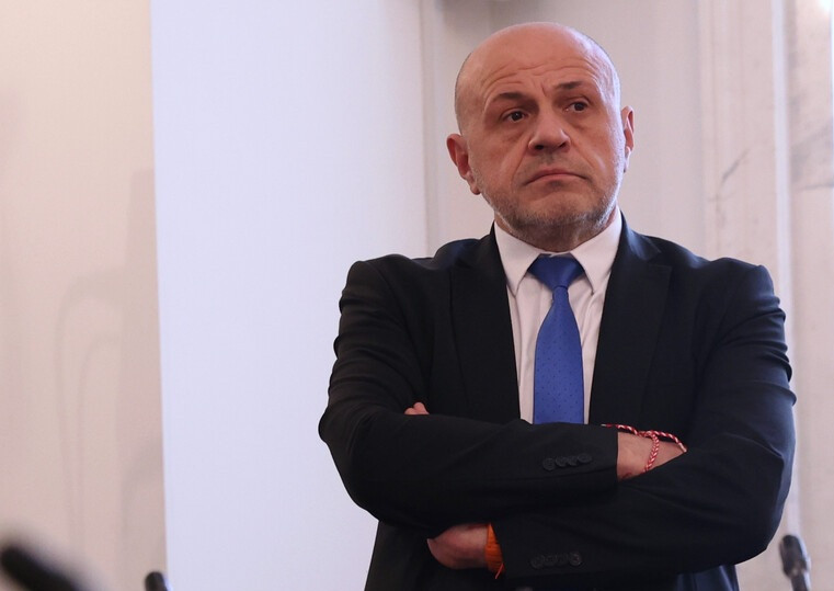 Приятелка на Томислав Дончев става омбудсман