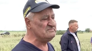 Земевладелец за унищожената му реколта: Да се намеси държавата! Нали за народа работим? Чакат хляба от нас