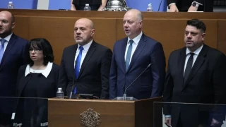 Politico: България и още 10 страни от ЕС ще се задлъжнят заради обещаното оръжие за Украйна