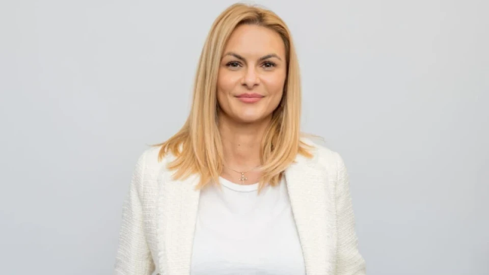 Д-р Бацелова: Новият вариант на COVID-19 се разпознава с "бръснещата силна болка в гърлото"