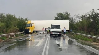 Нова тежка катастрофа с тир край Телиш