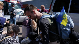 САЩ депортираха първите украински бежанци и декларираха,че няма да има американски войски в Украйна
