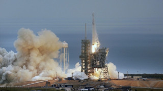 SpaceX изстреля секретен американски военен космически кораб: Какво се знае за него?
