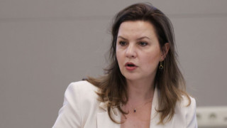 Мария Минчева: Не бива голям дял хора да работят на минимална заплата