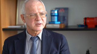 Васил Велев: Със заеми качваме заплатите, това е път наникъде