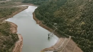 Опасна бактерия и завишени нива на арсен и манган във водата на Брезник: къде изчезнаха над 1 млн. куб. м. вода