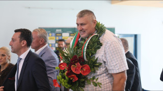 Любо Ганев: Отборът ще си разпредели 450 000 долара за второто място