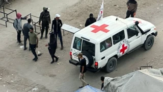 Червеният кръст започва операция за приемане на първите израелски заложници в Газа (ВИДЕО)