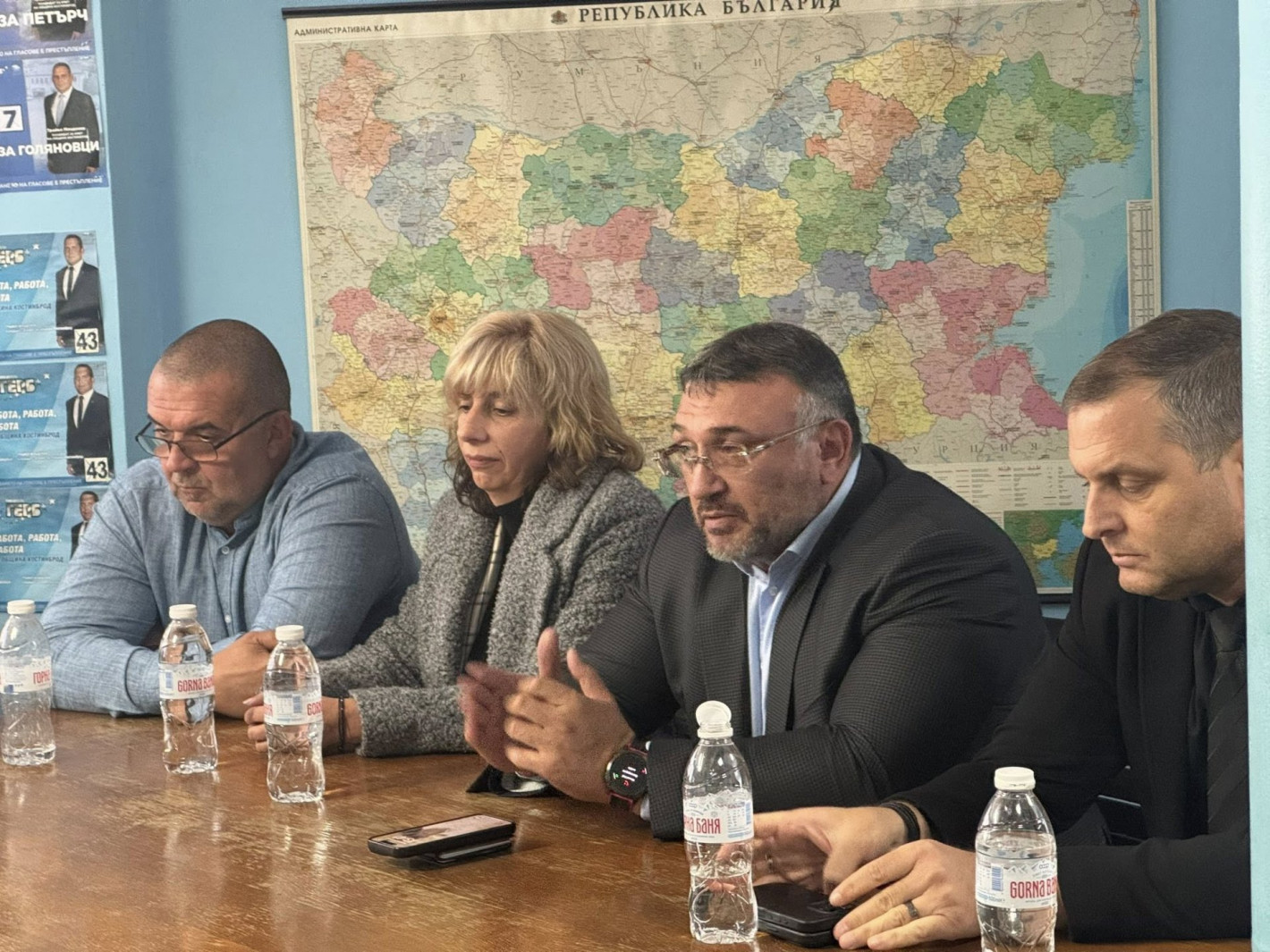 След рейда на ГЕРБ по места: Атака към министри на БСП и ИТН, не искат избори, а Борисов - премиер