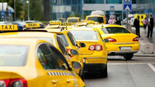 Пътуването с такси се превръща в лукс: Тарифите от януари скачат