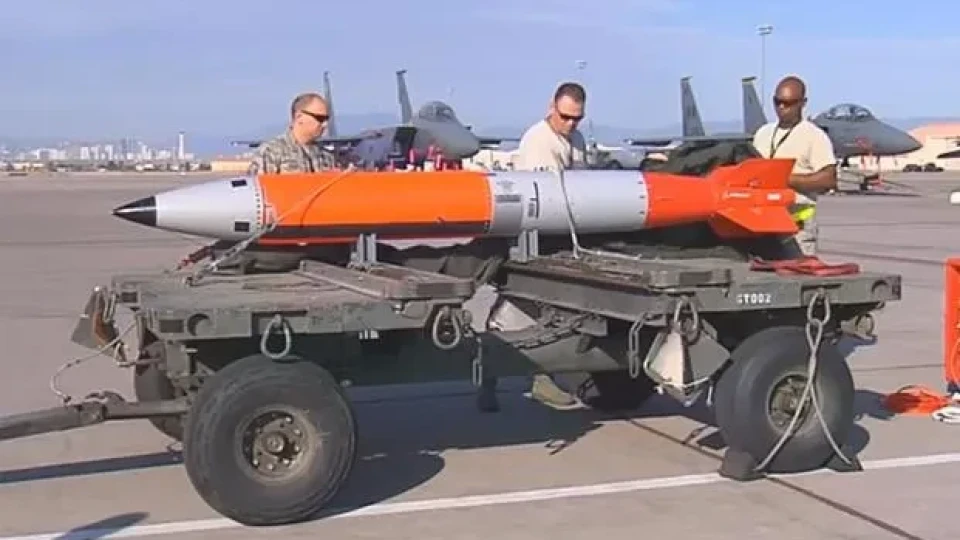 Тръмп нареди тестове с ядрени оръжия
