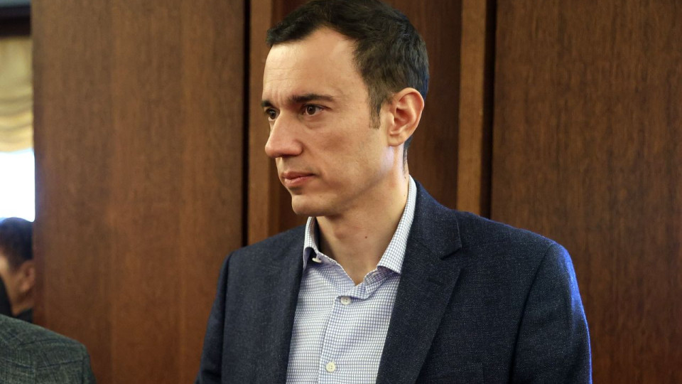Некой пусна Васко Софийски на Пързалката и вече нема спиране ...