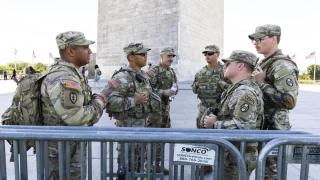 Двама войници от Националната гвардия на САЩ бяха простреляни близо до Белия дом
