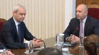 Президентът към "Възраждане": Точно за вас няма нужда от специални увертюри и говорене колко сложна е икономическата ситуация в страната