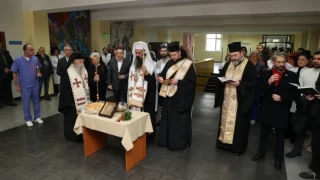 Патриарх Даниил дари 20 000 лева за оборудване за детско отделение на ИСУЛ