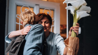 Етнолог за днешния ден: Хората, които не знаят до каква степен са късметлии, май по-добре да си стоят по домовете си през целия ден