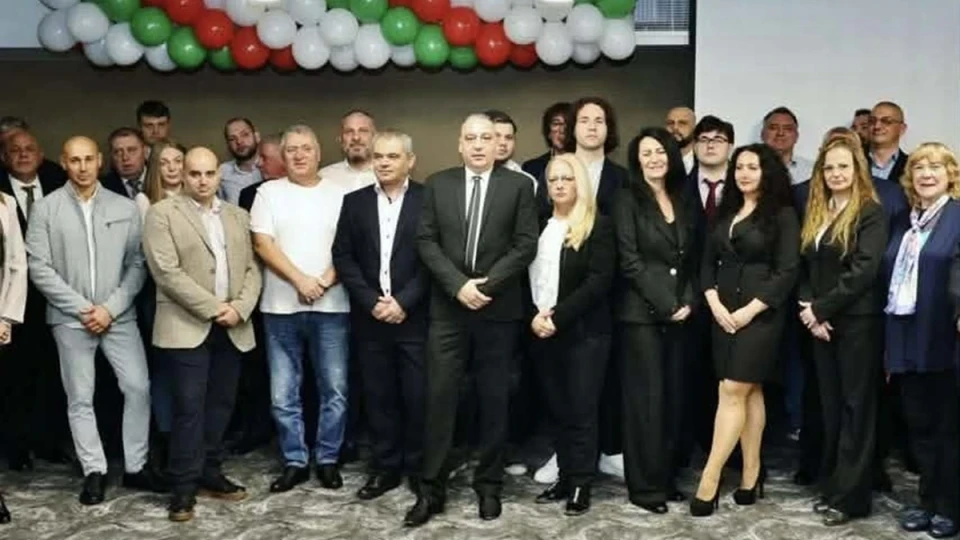 Движение "Трети март" е "отровна гъба"