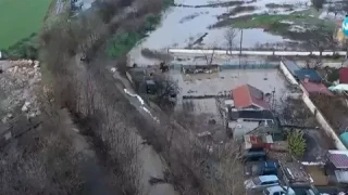 Жители на наводненото село Гелеменово излизат на протест срещу институциите