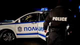МВР с извънредна информация: Двама мъже ограбиха инкасо автомобил, открадната е сума от над 80 000 евро