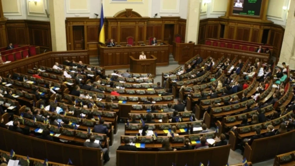 Украинските депутати ще работят „хоум офис“ заради студа във Върховната Рада