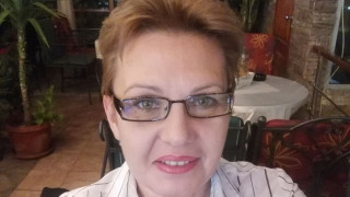 Винаги ми е било непонятно, защо това което става по света не вълнува много от обикновените хората