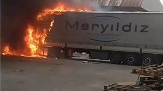 ТИР изгоря на Капитан Андреево“, при пожара е повредена и скъпа апаратура
