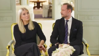 "Бях манипулирана и измамена", каза норвежката престолонаследница за връзките й с Епстийн