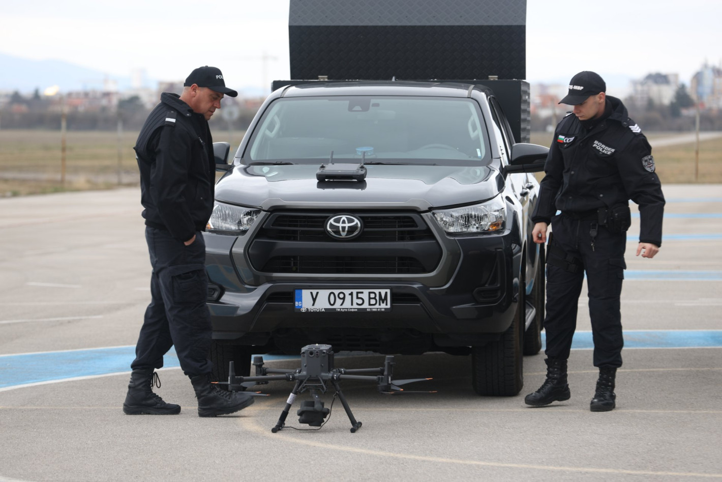 "Гранична полиция" получи модерна техника - пикапи, дронове и термални камери (снимки)
