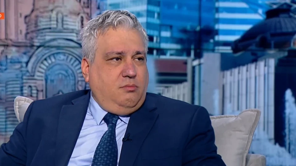 Атанас Атанасов: България е 6,4 млн. души и продължава да се топи, обезлюдени села и икономика с парадокси