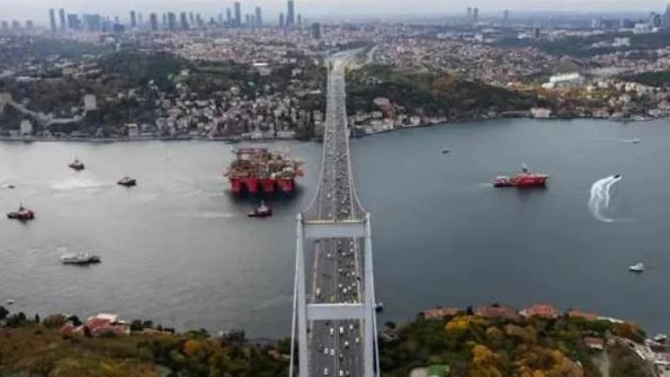 Турция заобикаля Ормузкия проток с нов коридор