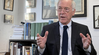 Проф. Стив Ханке: Българите вече усещат последствията от принудителното приемане на еврото