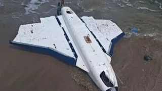 Спецекип от ВМС транспортира до Военноморска база в Бургас дрон, открит на къмпинг край Ахтопол