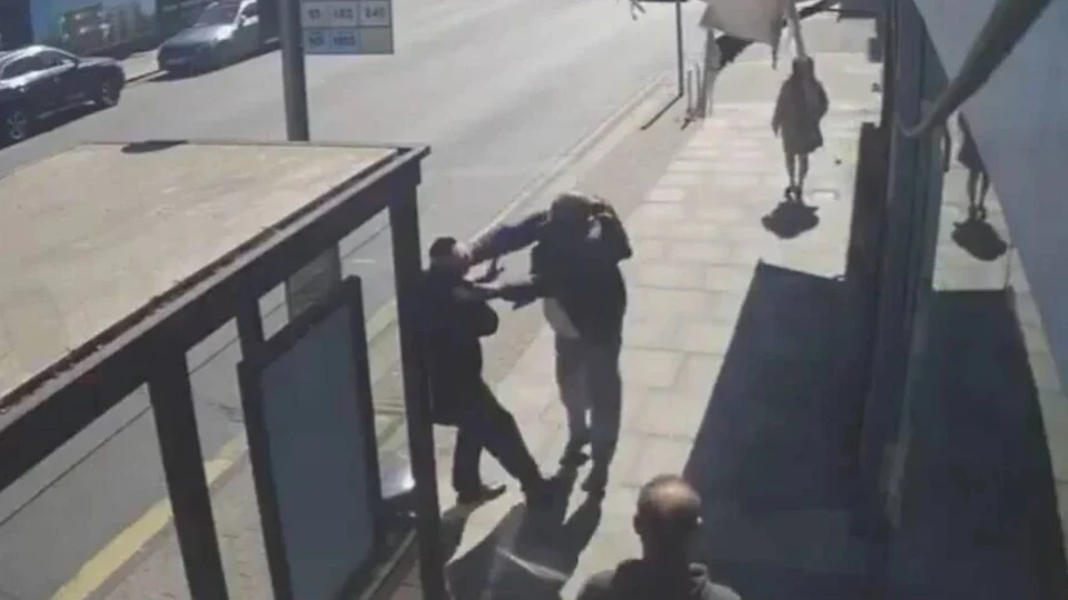 Нападение с нож в Лондон скара Великобритания и Израел, двама евреи са ранени (ВИДЕО)