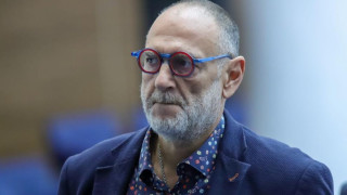 Любен Дилов-син не се закле като депутат, получил е инсулт