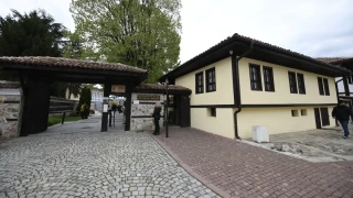 От кремъклийката до черешовия топ: Споменът за 1876 г. оживява в Панагюрския исторически музей