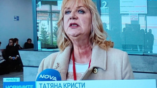Как може, да не свалите някой българин от рейса и да обслужите изтормозената бежанка, избягала с мъка и два куфара Гучи