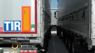 Транспортните фирми заплашват със стачка заради скъпата "Гражданска отговорност"