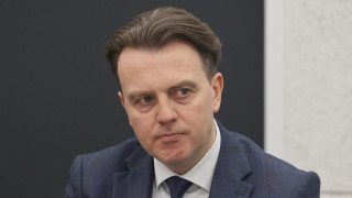 Петър Ганев: Държавата харчи рекордни суми за заплати на чиновници
