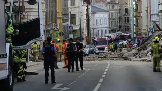 Продължава издирването на българина след срутването на сграда в Германия, намерено е тялото на една от туристките