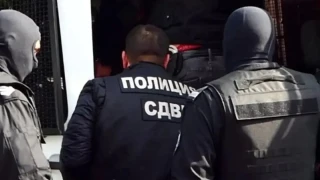 Мащабна акция в София: СДВР блокира квартал "Христо Ботев", има масови арести