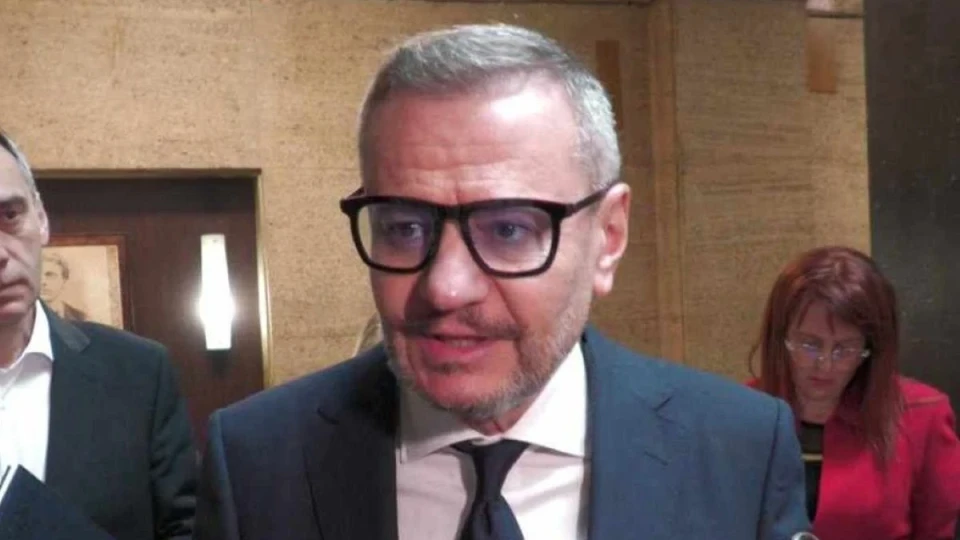 Милошев: Изпълнителният директор на НДК е получавала заплата от близо 13 680 евро