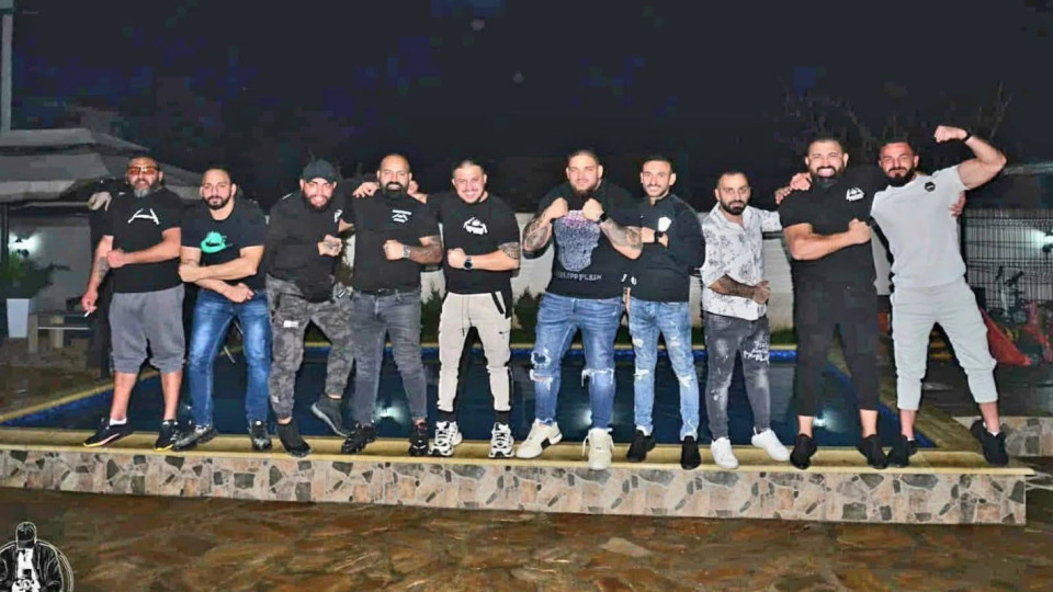 Изродите, предизвикали катастрофата с автобуса заради гонка, е трябвало да бъдат зад решетките