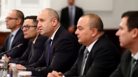 Правителството и веригите се договориха: С 15% по-евтина потребителска кошница за 6 месеца